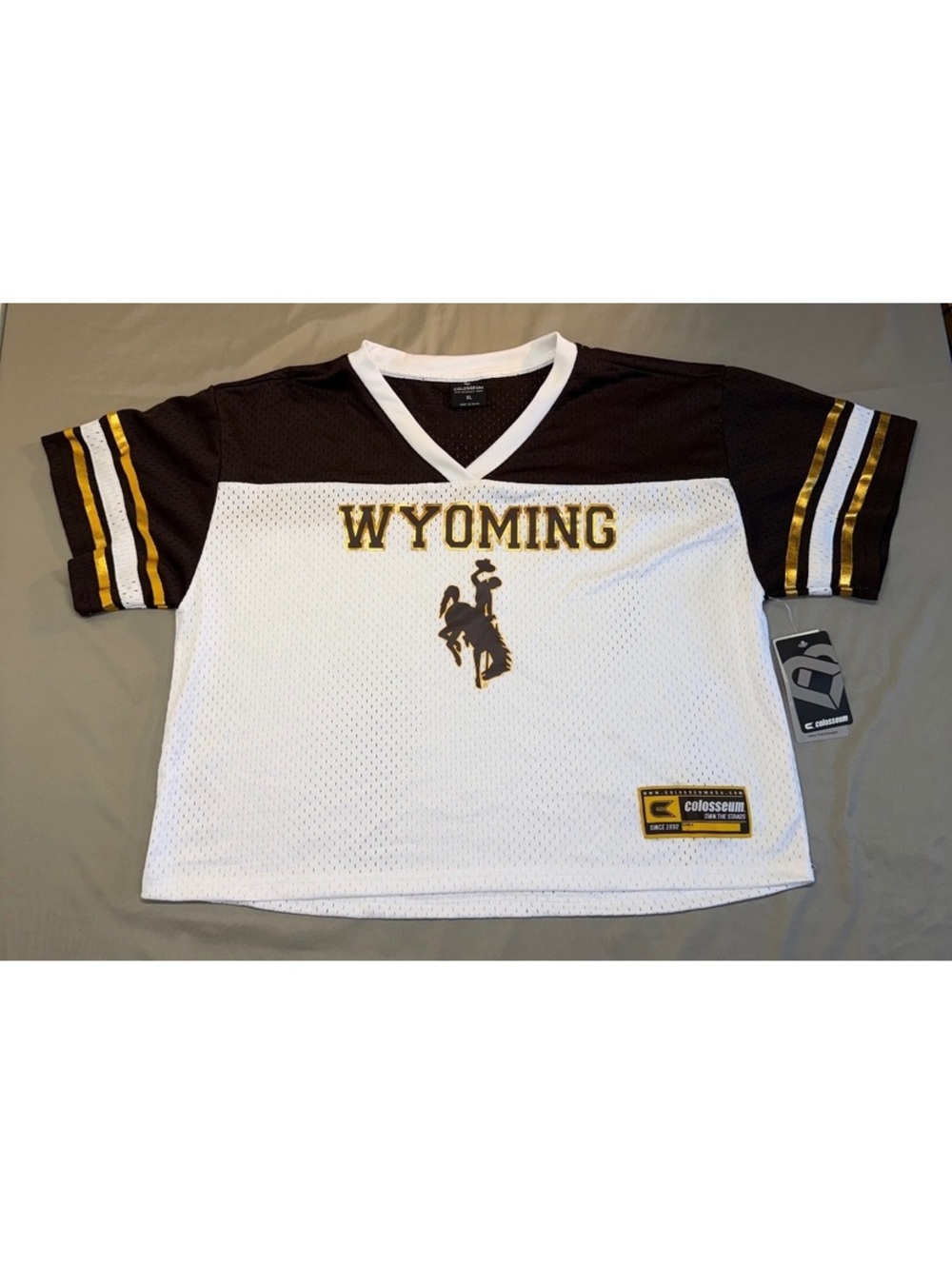 Colosseum Women's Wyoming Cowboys Football Jersey XL